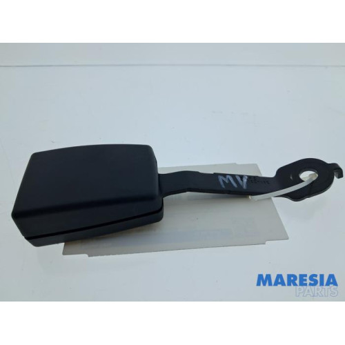 Renault - Trafic - Veiligheidsgordel Insteek Midden-voor