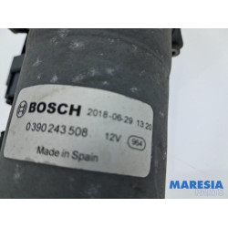 Renault - Trafic - Front wiper motor
