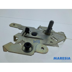 Renault - Trafic - Sliding door lock mechanism, right