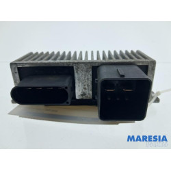 Renault - Trafic - Glow plug relay