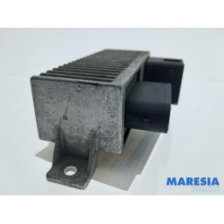 Renault - Trafic - Glow plug relay