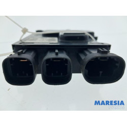 Renault - Trafic - Voltage regulator