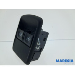 Renault - Trafic - Electric window switch