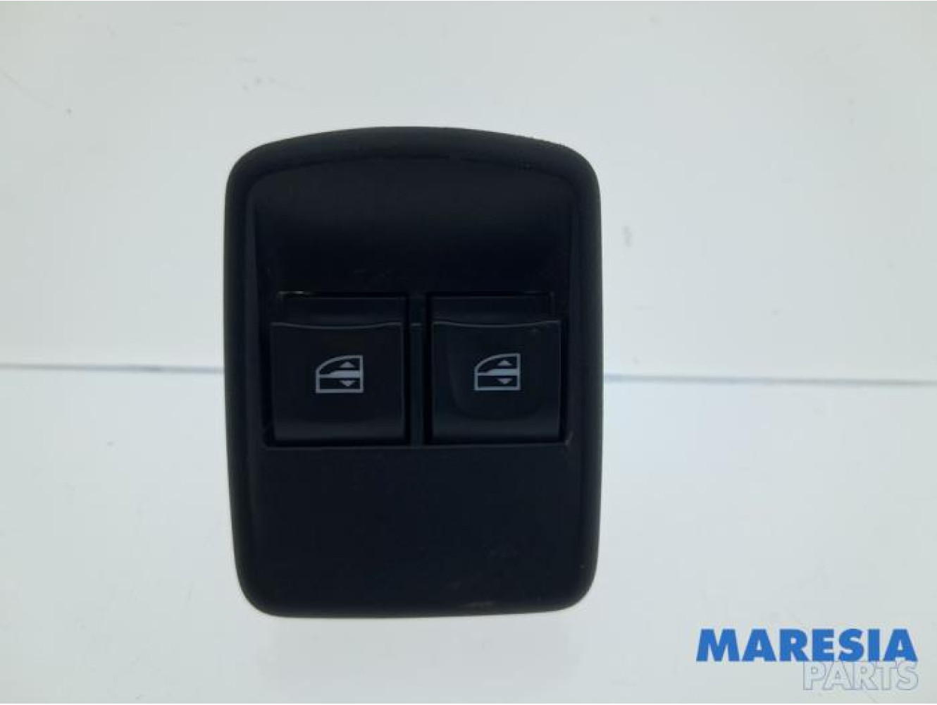 Renault - Trafic - Electric window switch
