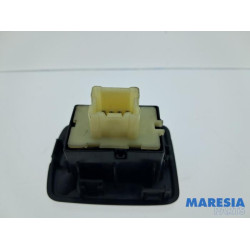 Renault - Trafic - Electric window switch