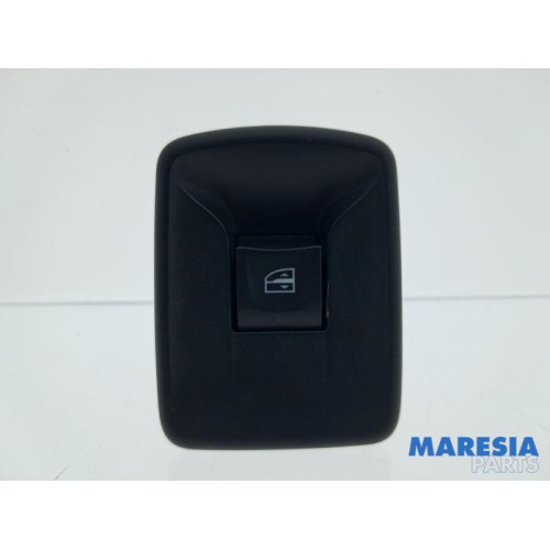 Renault - Trafic - Electric window switch
