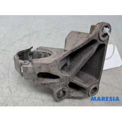 Renault - Trafic - Stütze (sonstige)