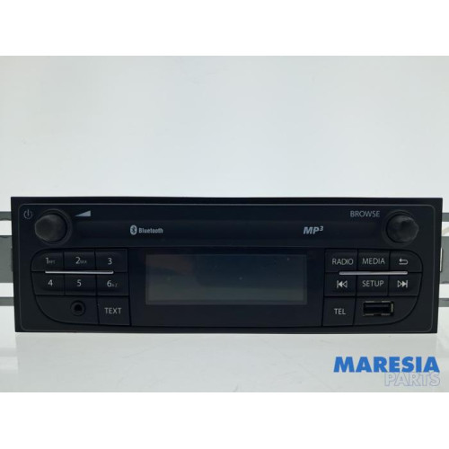 Renault - Trafic - Radio