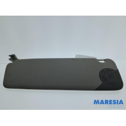 Renault - Trafic - Sonnenblende