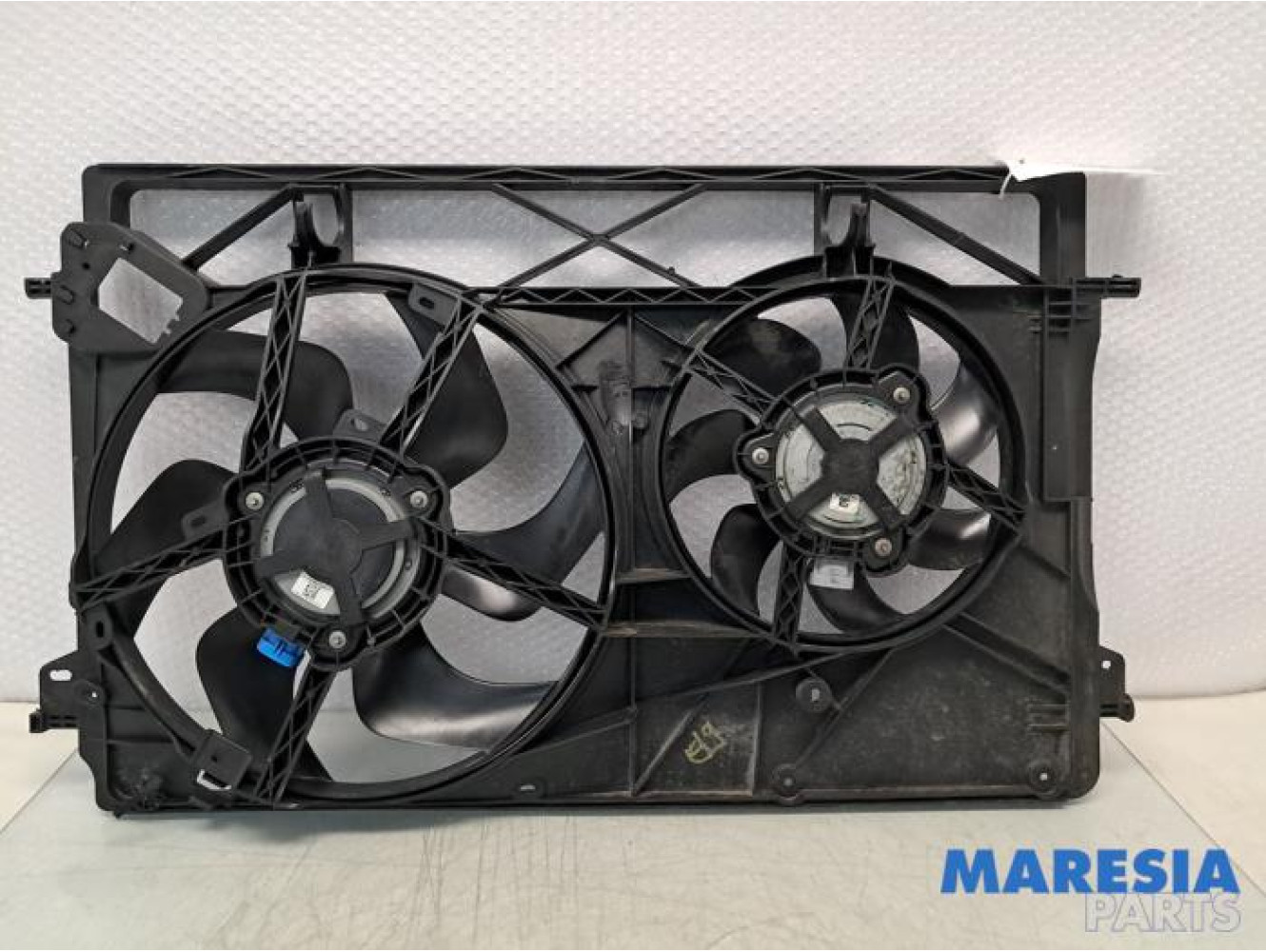 Renault - Trafic - Kühlgebläse Motor