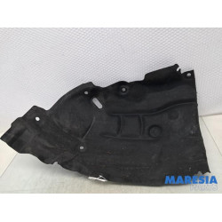 Renault - Scenic - Passage de roue