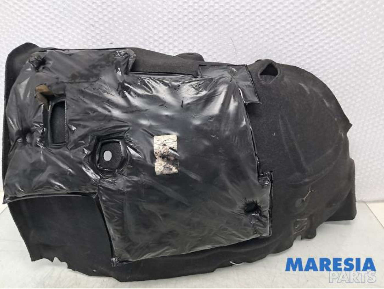 Renault - Scenic - Passage de roue