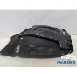 Renault - Scenic - Passage de roue