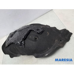 Renault - Scenic - Passage de roue