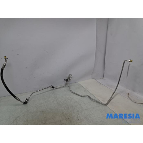 Renault - Trafic - Air conditioning line