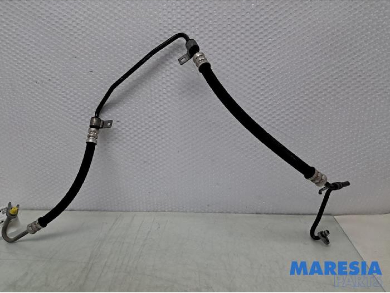 Renault - Trafic - Power steering line