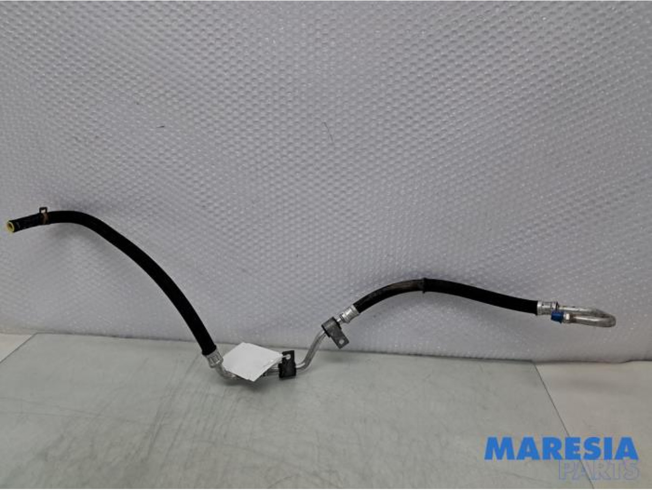 Renault - Trafic - Power steering line