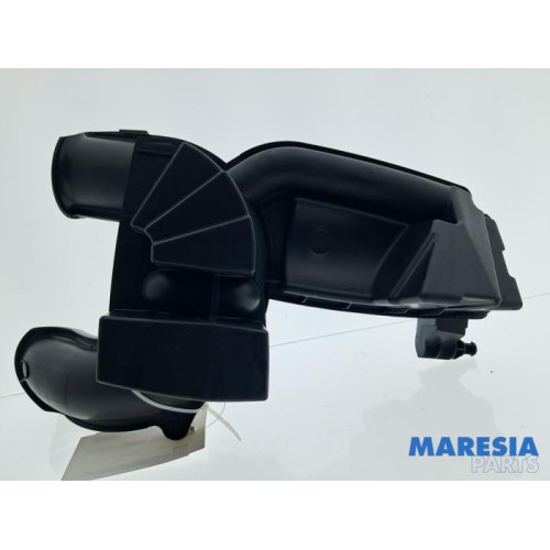 Renault - Scenic - Resonance housing