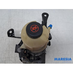 Renault - Trafic - Stuurbekrachtiging Pomp