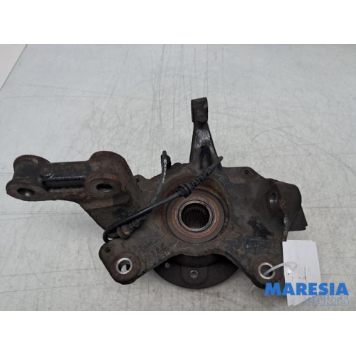 Renault - Scenic - Fusee rechts-voor