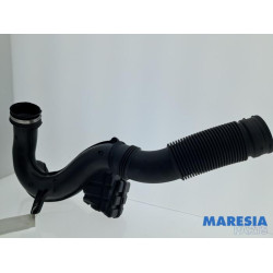 Renault - Trafic - Aanzuigslang Lucht