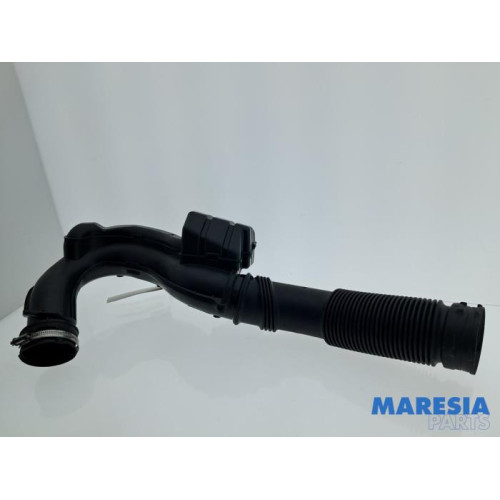 Renault - Trafic - Ansaugschlauch Luft