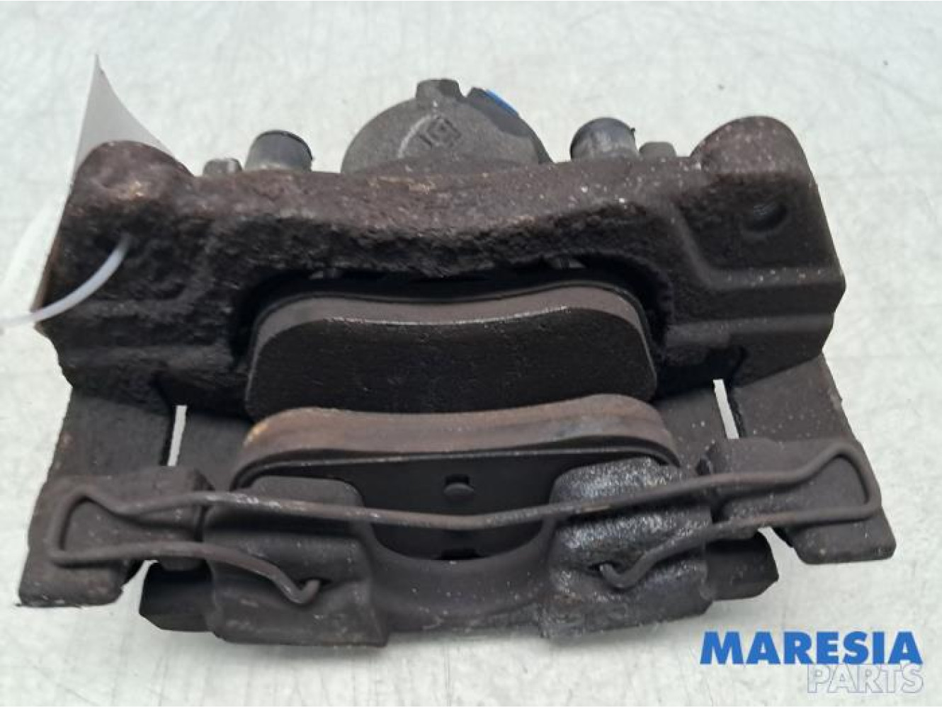 Renault - Scenic - Front brake calliper, right