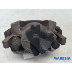 Renault - Scenic - Front brake calliper, right