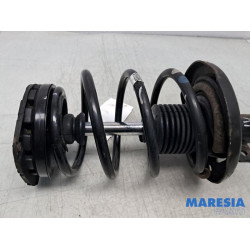 Renault - Scenic - Schokdemperpoot links-voor