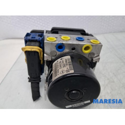 Renault - Scenic - ABS Pomp