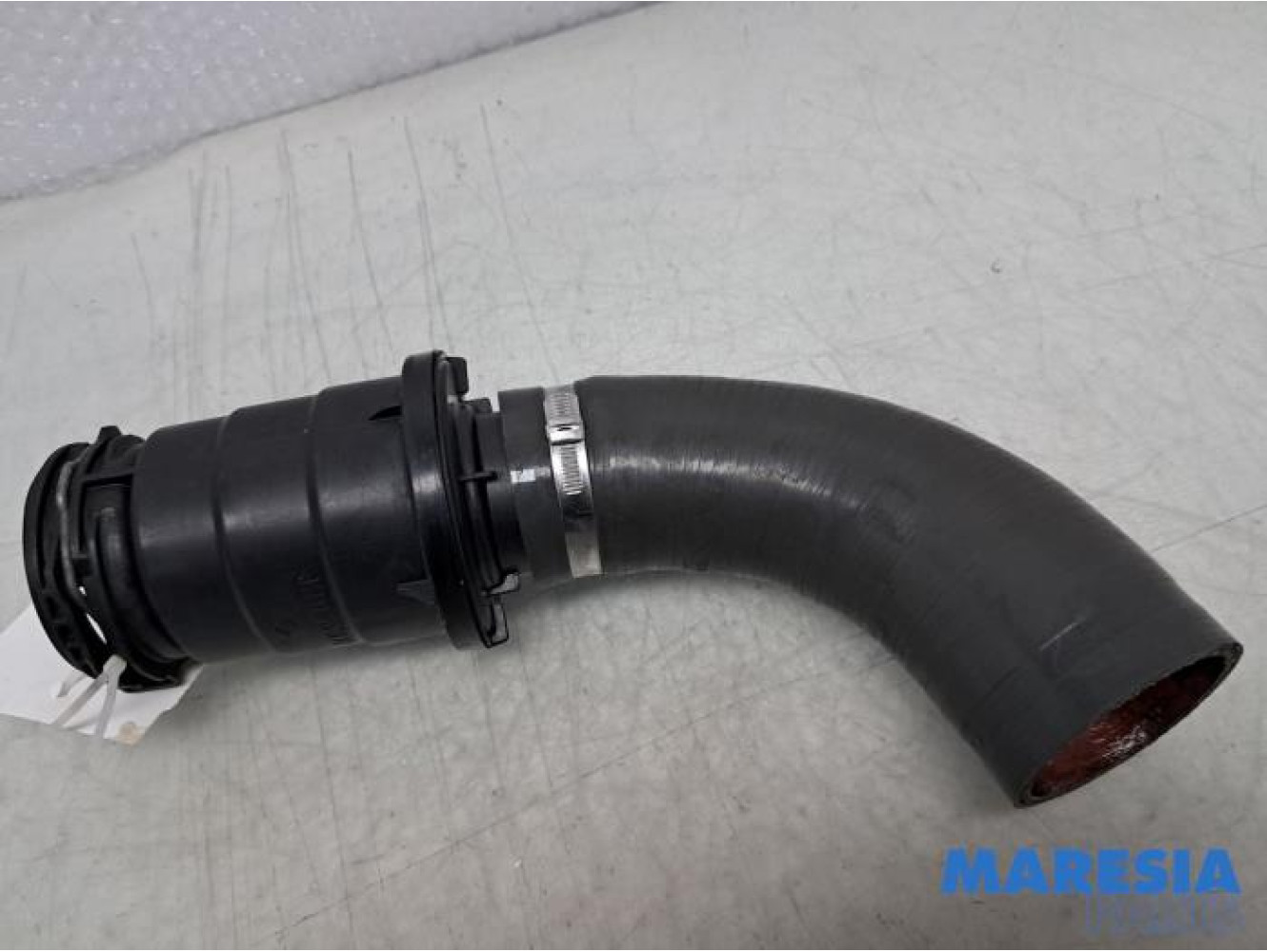 Renault - Trafic - Intercooler hose