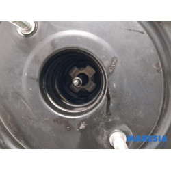 Renault - Trafic - Brake servo