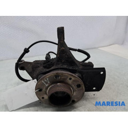 Renault - Trafic - Fusee links-voor