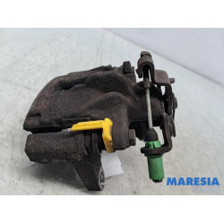 Renault - Trafic - Remklauw (Tang) links-achter