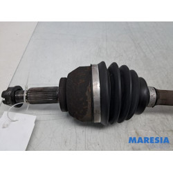 Renault - Trafic - Aandrijfas rechts-voor