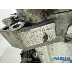 Opel - Vivaro - Engine