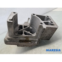 Fiat - Bravo - Engine mount