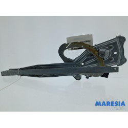 Renault - Scenic - Mécanique vitre 4portes avant droite