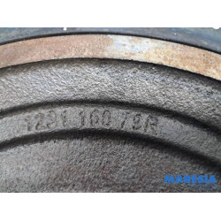 Renault - Clio - Flywheel