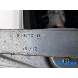 Renault - Scenic - Mécanique vitre 4portes arrière droite