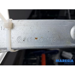 Renault - Scenic - Ruitmechaniek 4Deurs links-achter