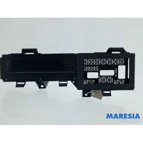 Renault - Scenic - Instrument panel