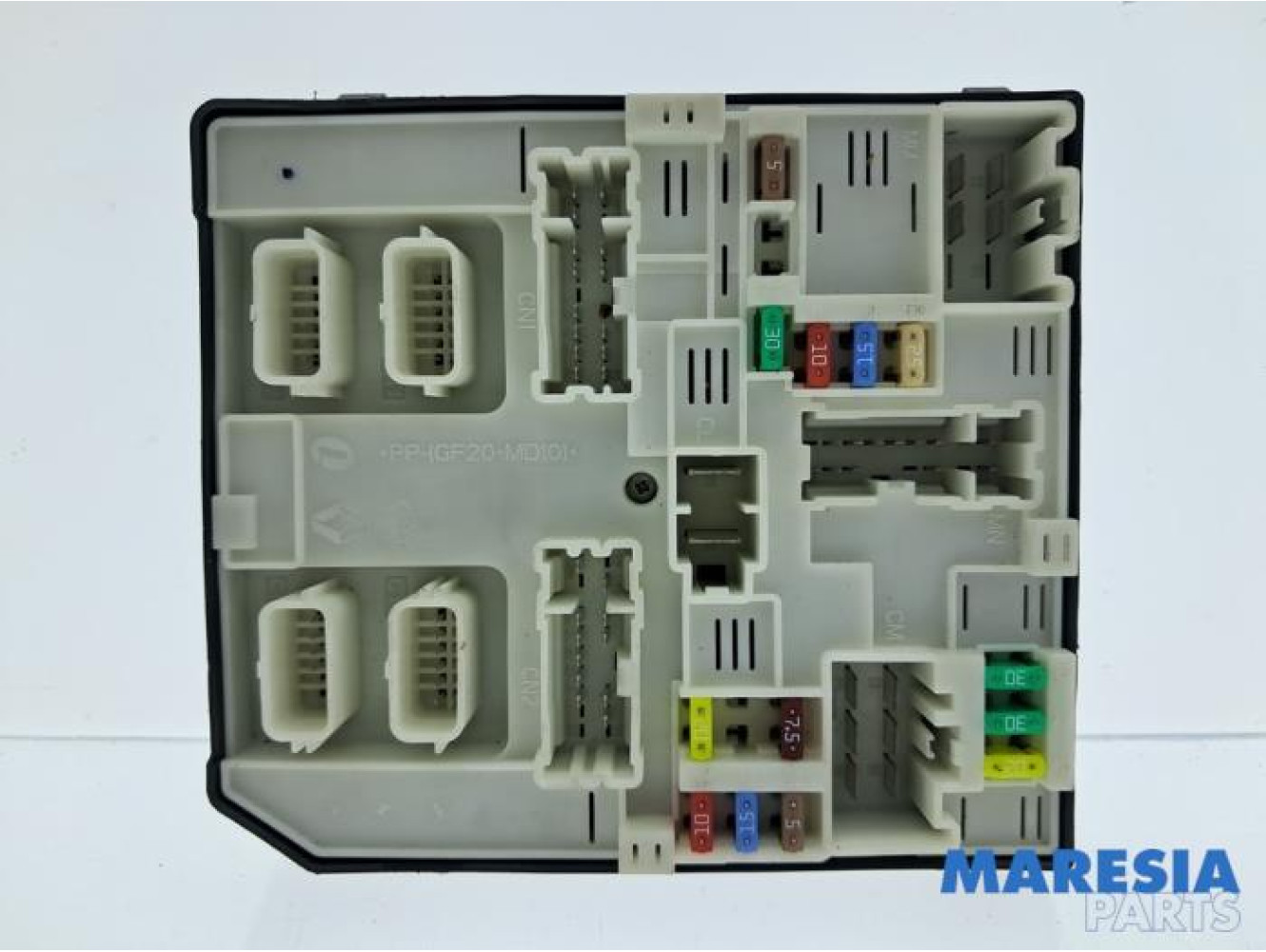 Renault - Scenic - Fuse box