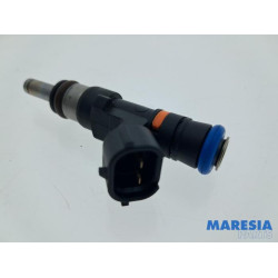 Renault - Clio - Injector (petrol injection)