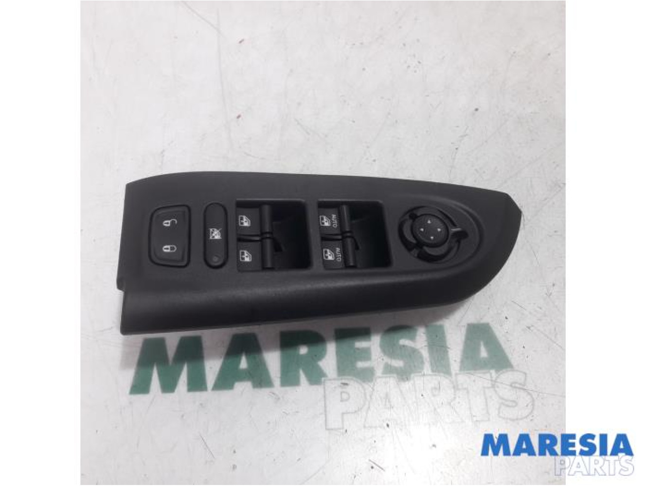 Fiat - 500X - Multi-functional window switch