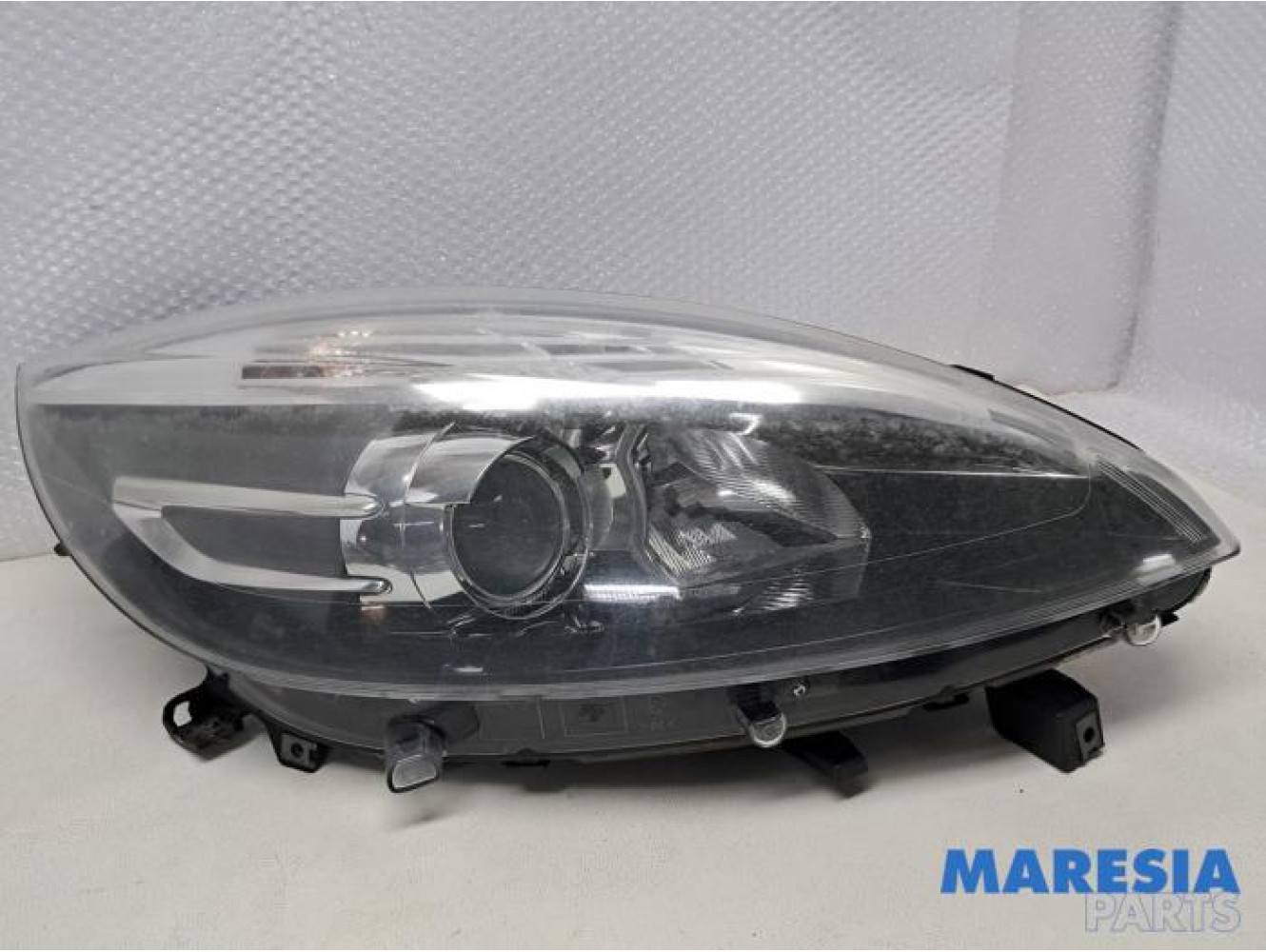 Renault - Scenic - Koplamp rechts
