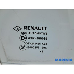 Renault - Scenic - Vitre triangulaire avant droite