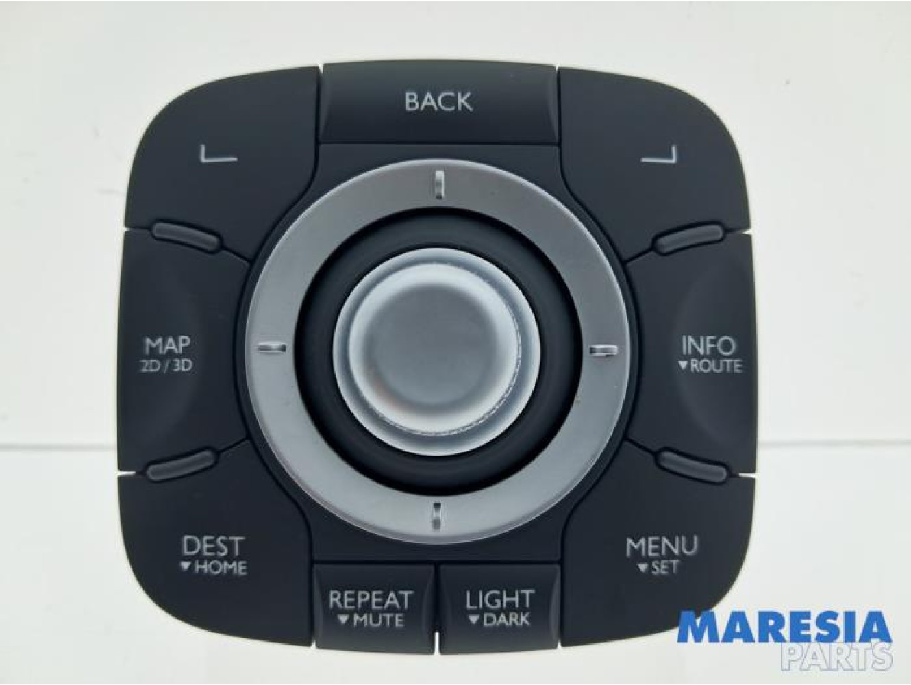 Renault - Scenic - Panneau de commandes navigation