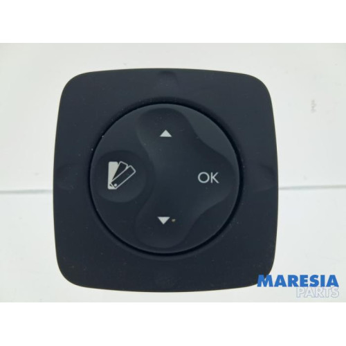 Renault - Scenic - Bediening boordcomputer