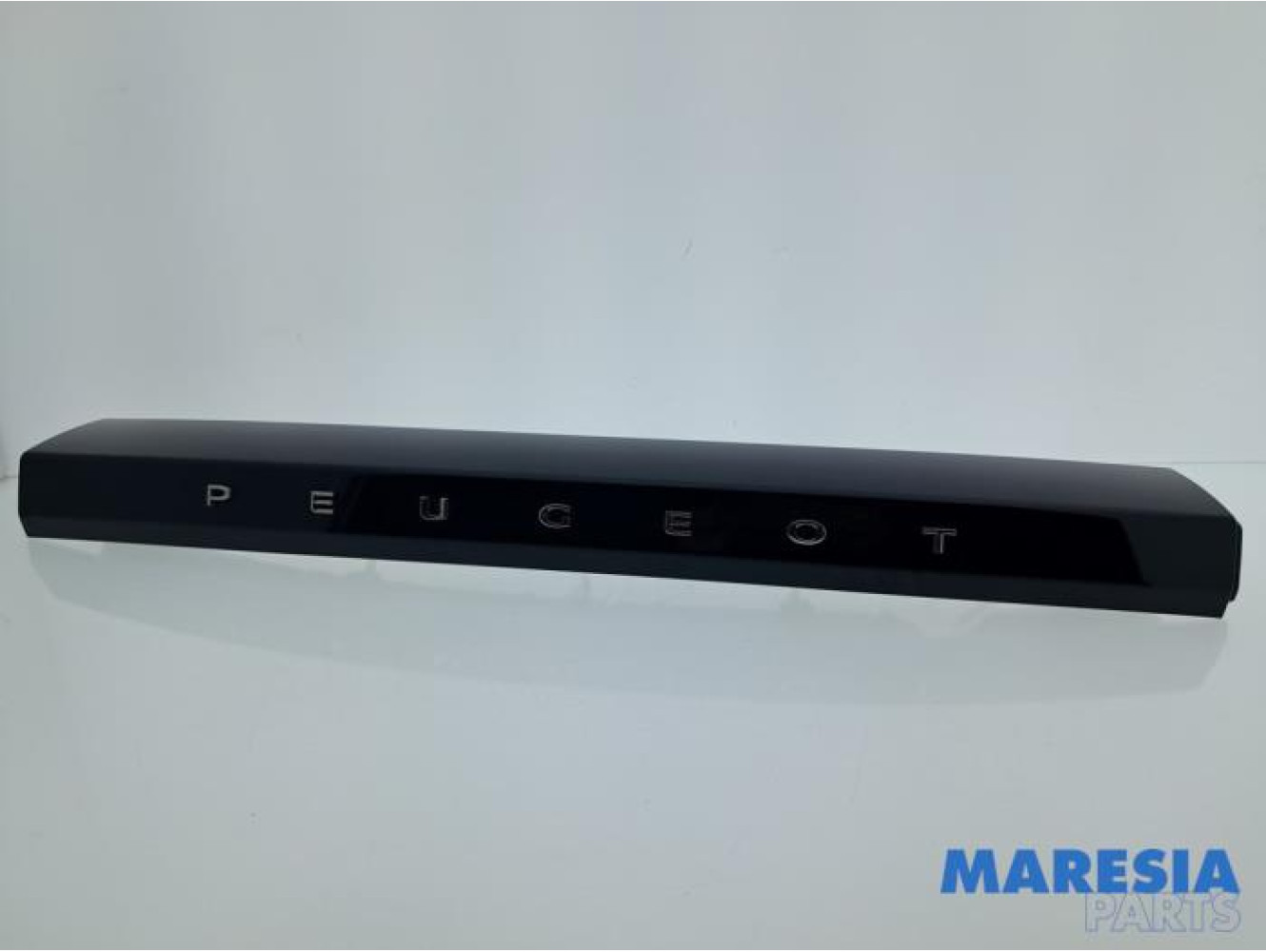 Peugeot - 2008 - Sierlijst achterklep